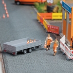 Busch 1867 - H0 - Verkehrshütchen aufstellen